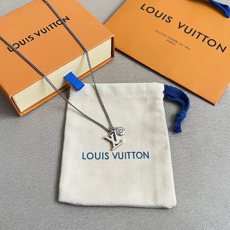 LV Necklace 12yxx247 (4)