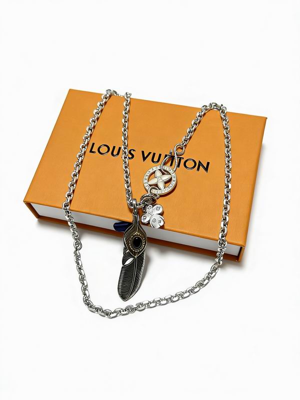 LV Necklace 12yxx250 (2)