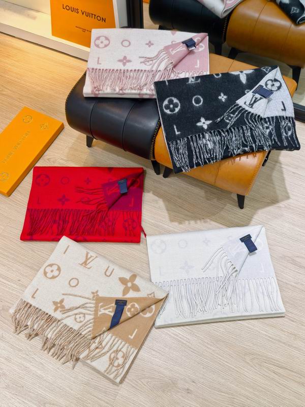 LV Scarf 40X220cm 100%羊绒 E04 (10)