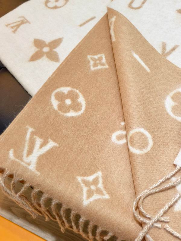 LV Scarf 40X220cm 100%羊绒 E04 (19)