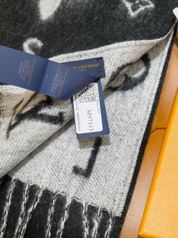 LV Scarf 40X220cm 100%羊绒 E04 (36)