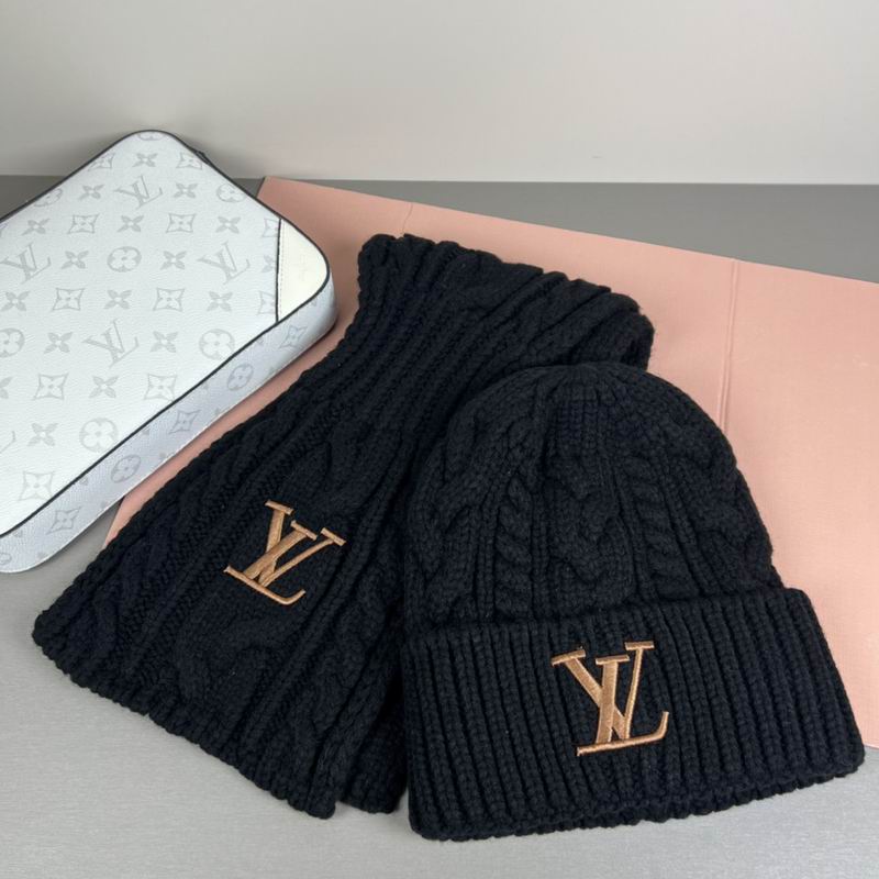 LV Scarf Hat (81)