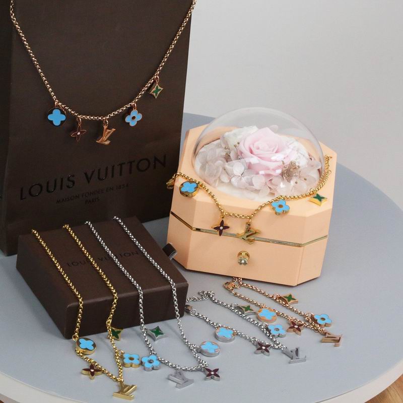 LV Suits 01yxx20 (5)