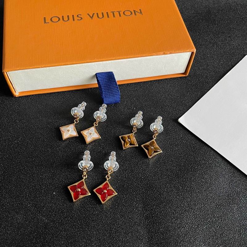 LV Suits 01yxx22 (1)