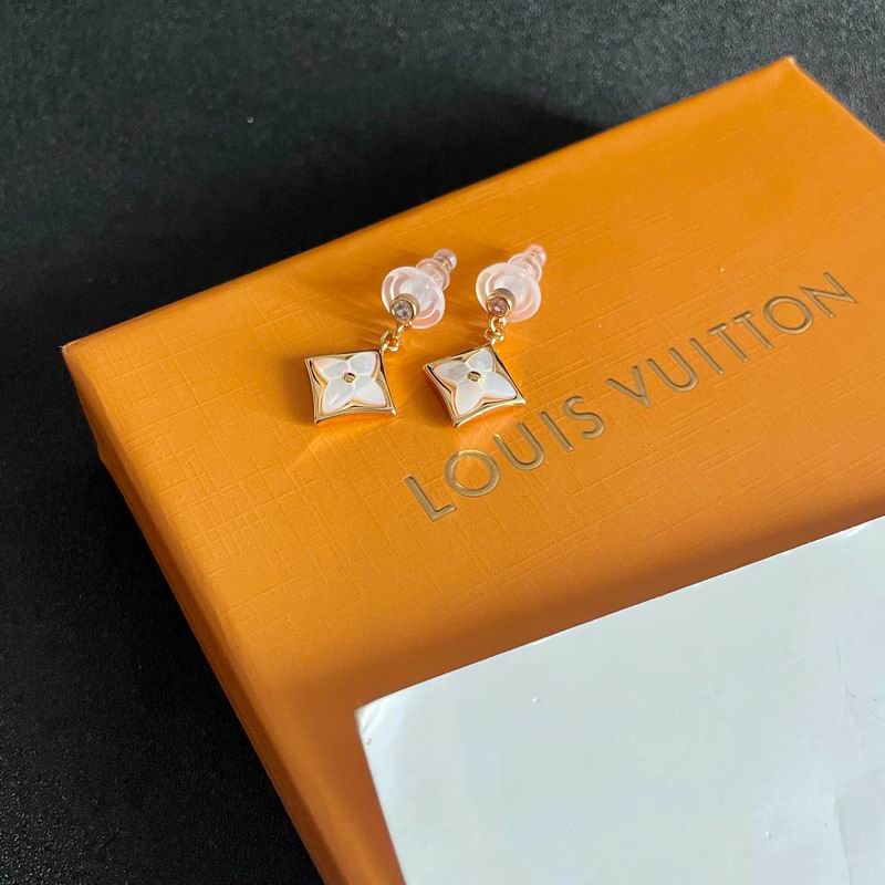 LV Suits 01yxx22 (11)