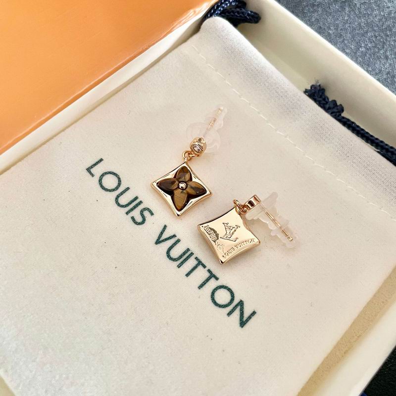 LV Suits 01yxx22 (22)