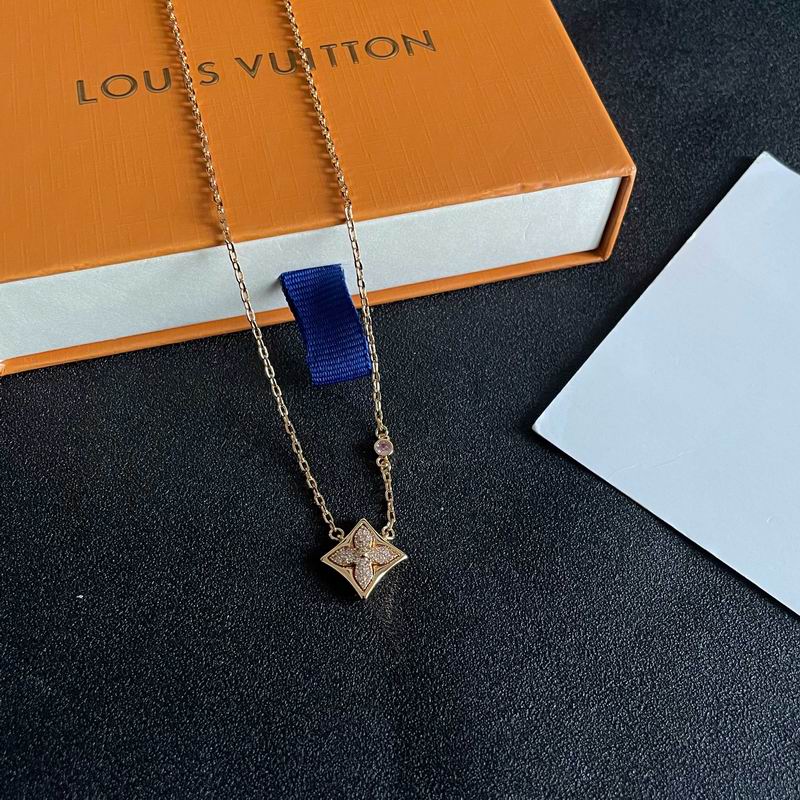 LV Suits 01yxx22 (29)