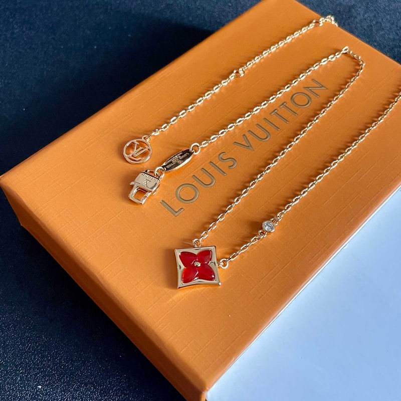 LV Suits 01yxx22 (32)