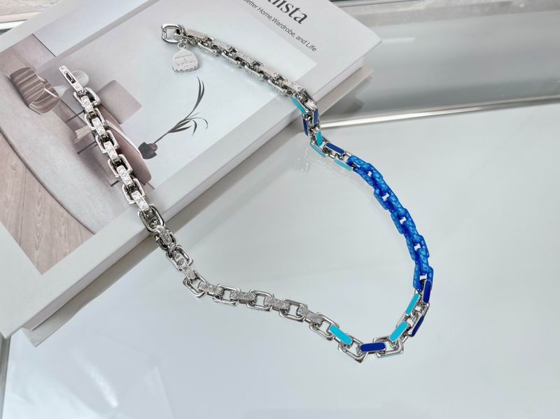 LV Suits 01yxx24 (6)