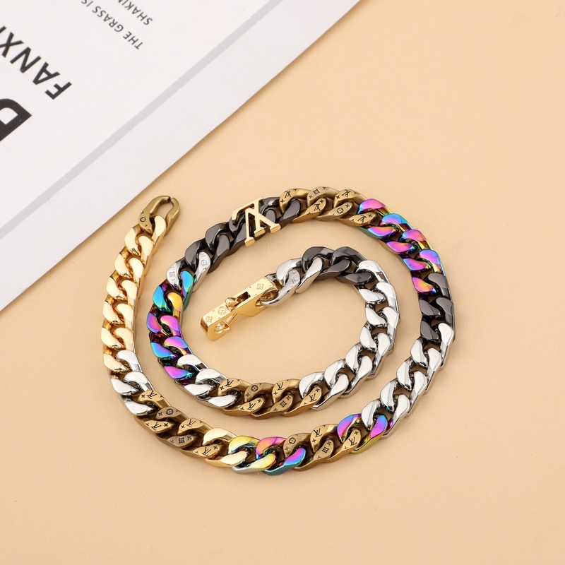 LV Suits 01yxx26 (3)