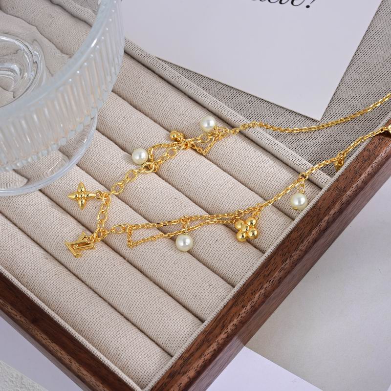 LV Suits 11yxx01 (6)