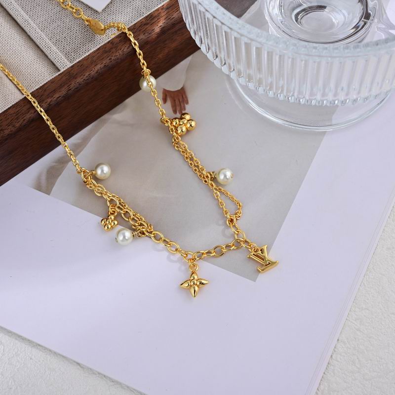 LV Suits 11yxx01 (7)