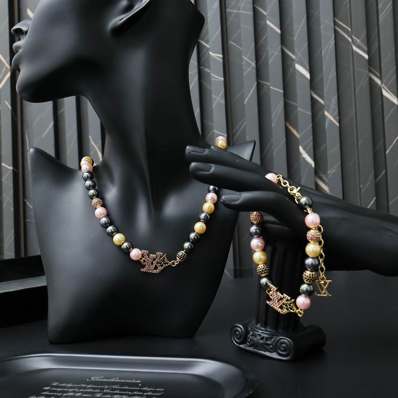 LV Suits 11yxx02 (8)