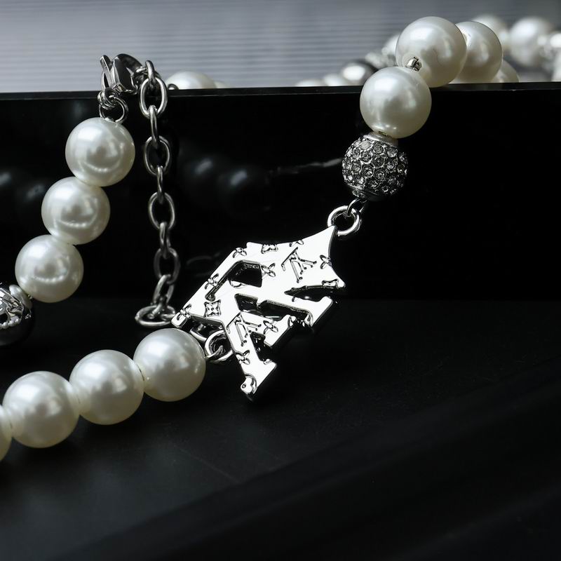 LV Suits 11yxx03 (11)