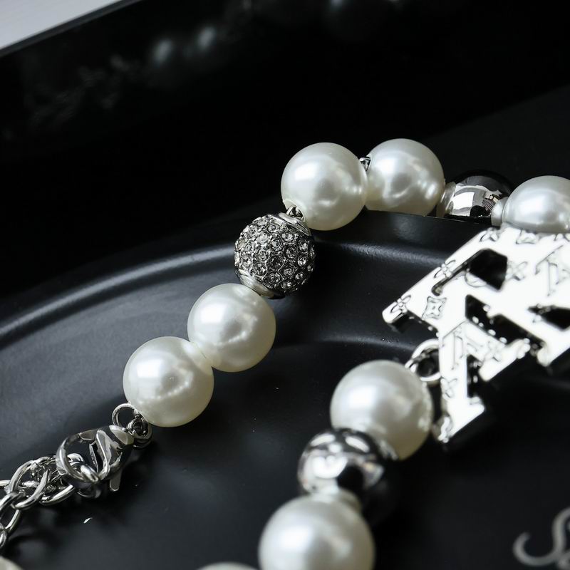 LV Suits 11yxx03 (16)