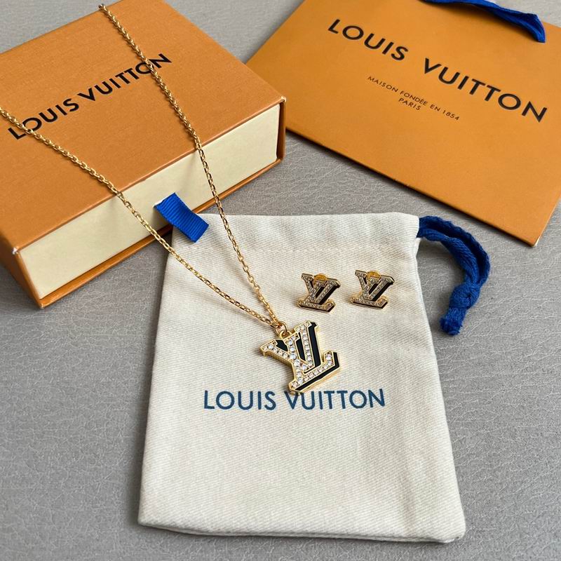 LV Suits 11yxx04 (24)