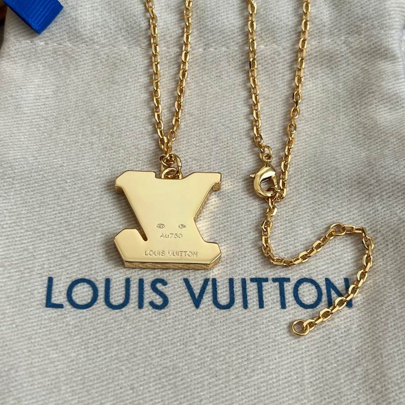 LV Suits 11yxx04 (27)