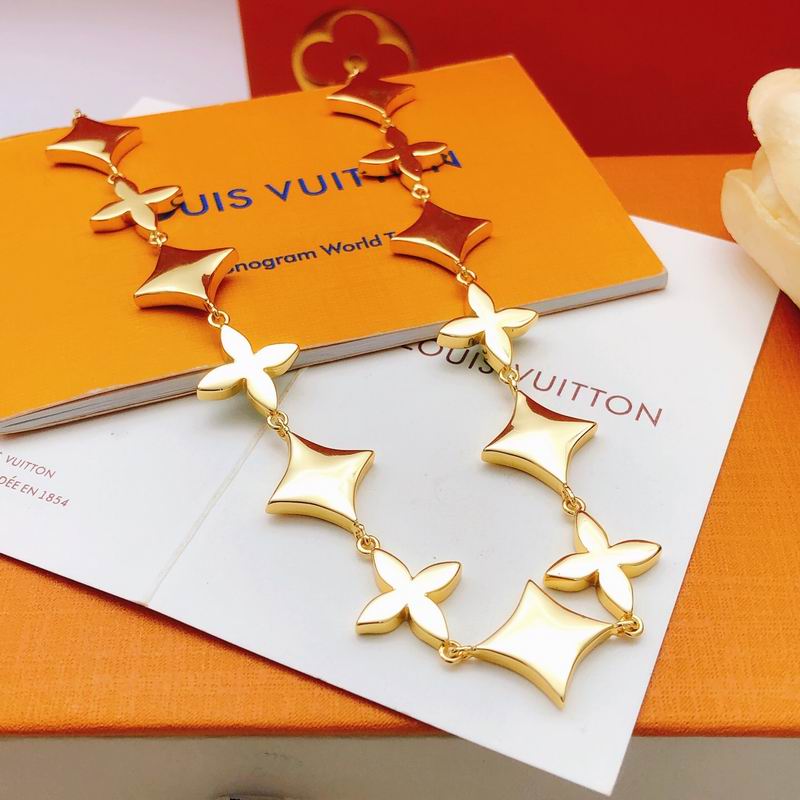 LV Suits 11yxx05 (16)