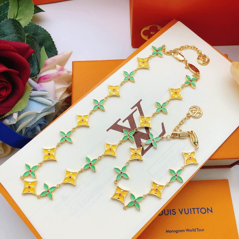 LV Suits 11yxx05 (3)