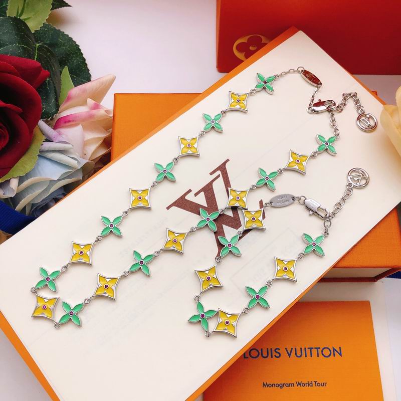 LV Suits 11yxx05 (30)