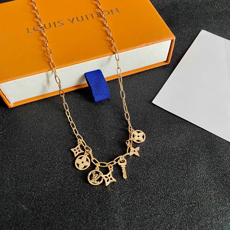 LV Suits 11yxx06 (11)