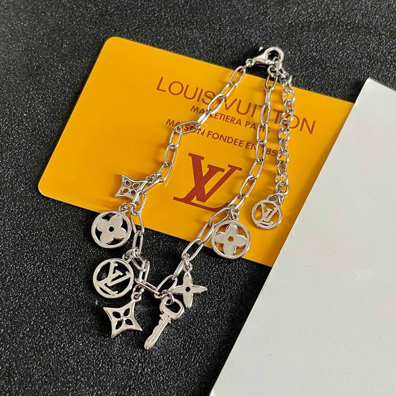 LV Suits 11yxx06 (6)