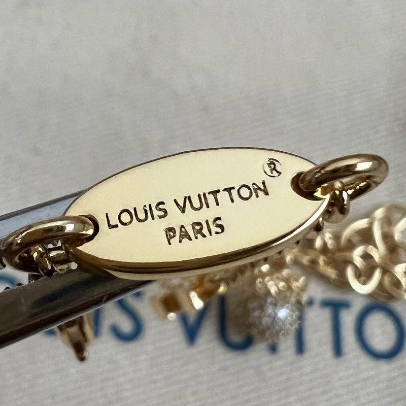 LV Suits 11yxx08 (8)