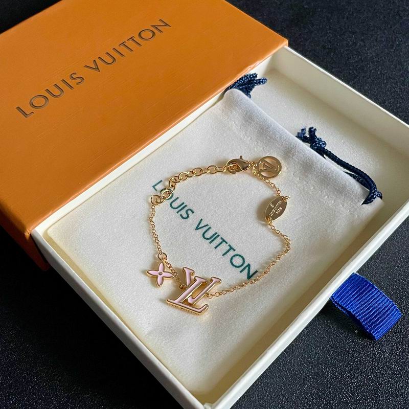 LV Suits 11yxx09 (5)