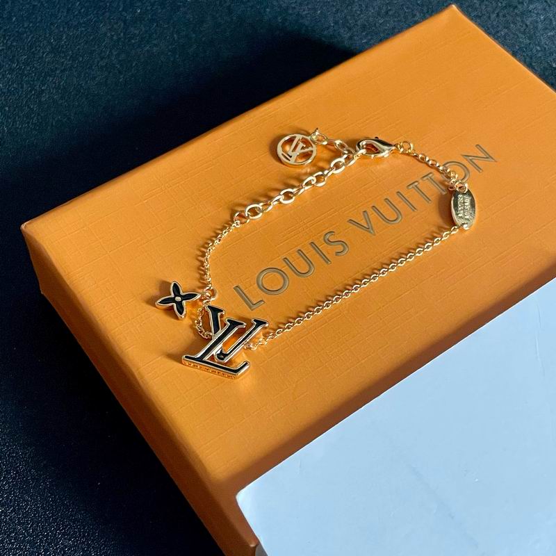 LV Suits 11yxx09 (7)