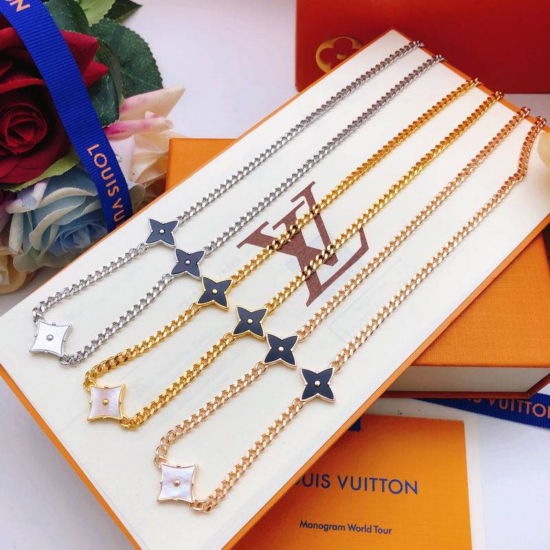 LV Suits 12yxx11 (1)