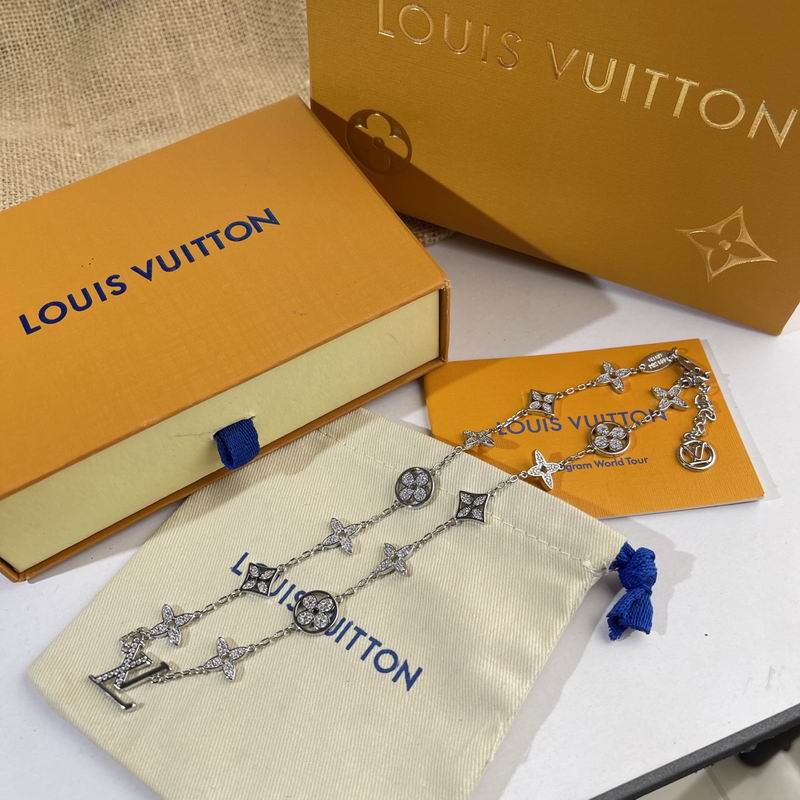 LV Suits 12yxx12 (6)