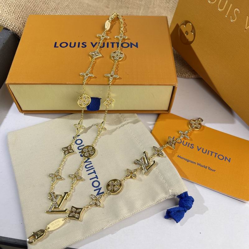 LV Suits 12yxx12 (8)