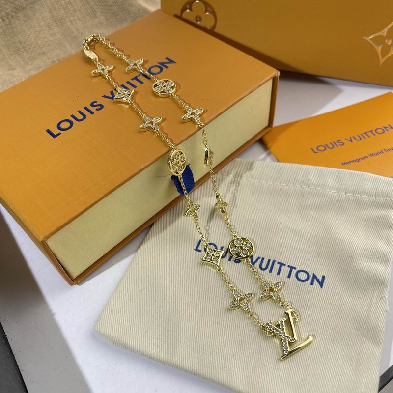 LV Suits 12yxx12 (9)