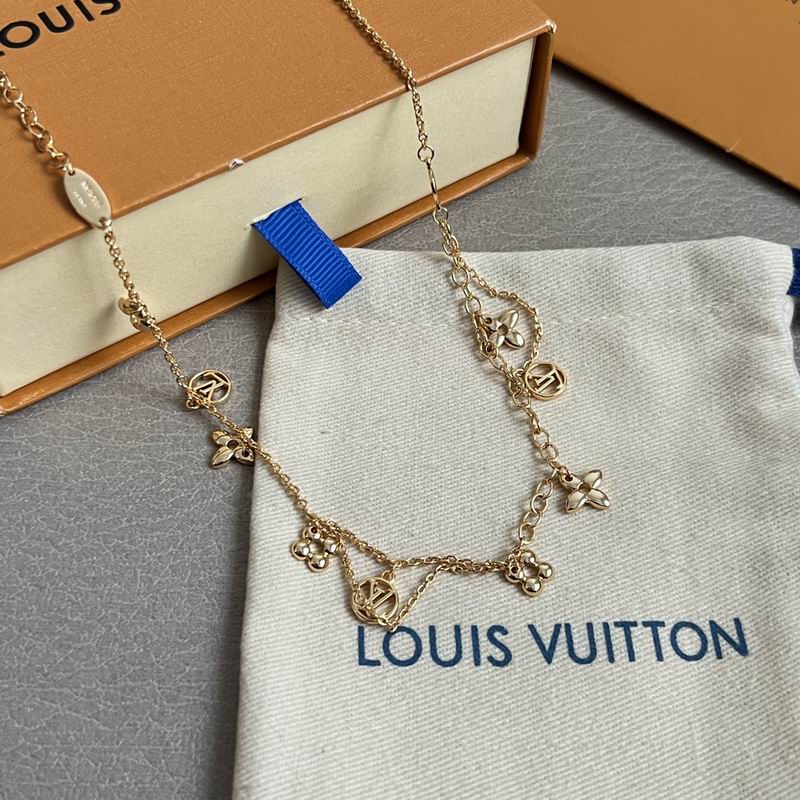 LV Suits 12yxx13 (9)