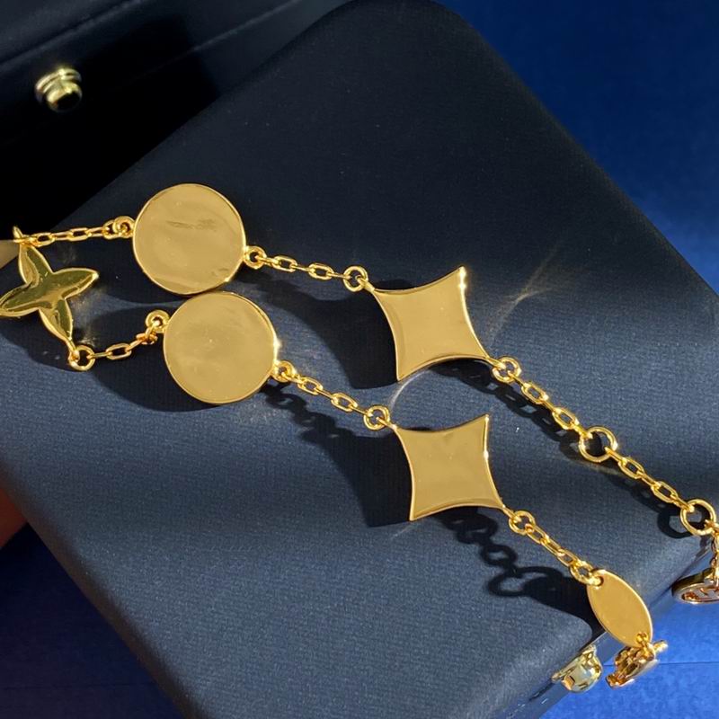 LV Suits 12yxx14 (5)