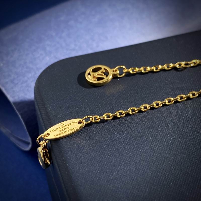 LV Suits 12yxx14 (7)