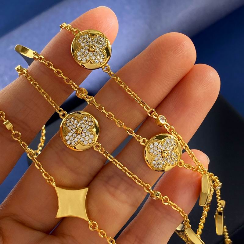 LV Suits 12yxx14 (9)