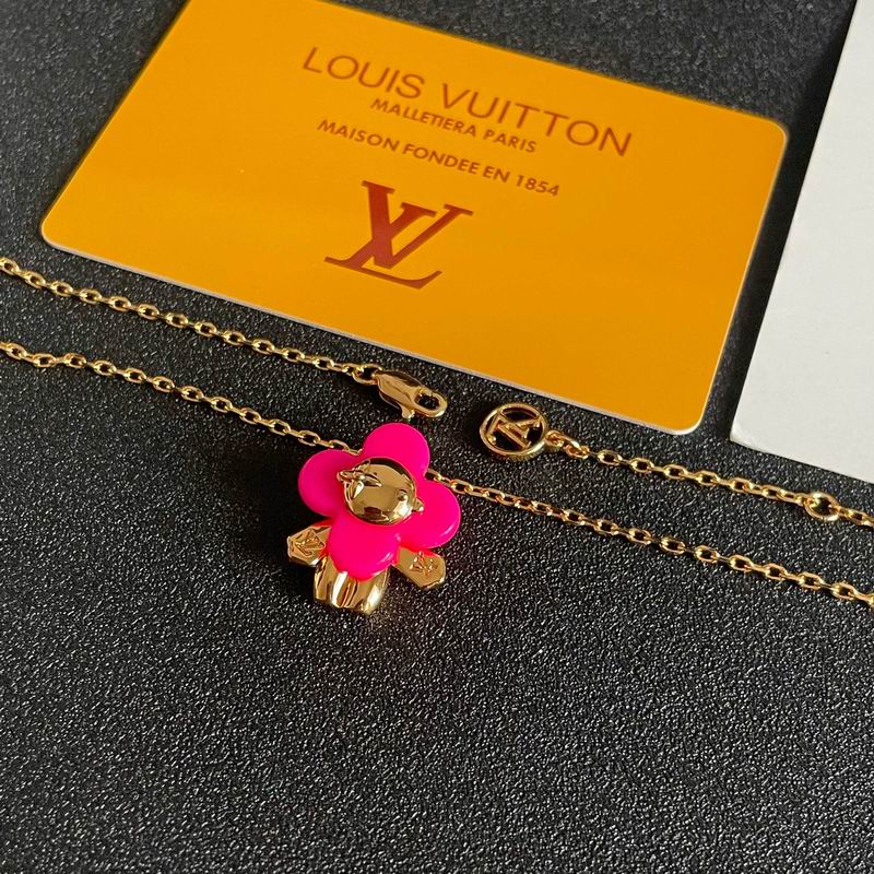 LV Suits 12yxx15 (3)