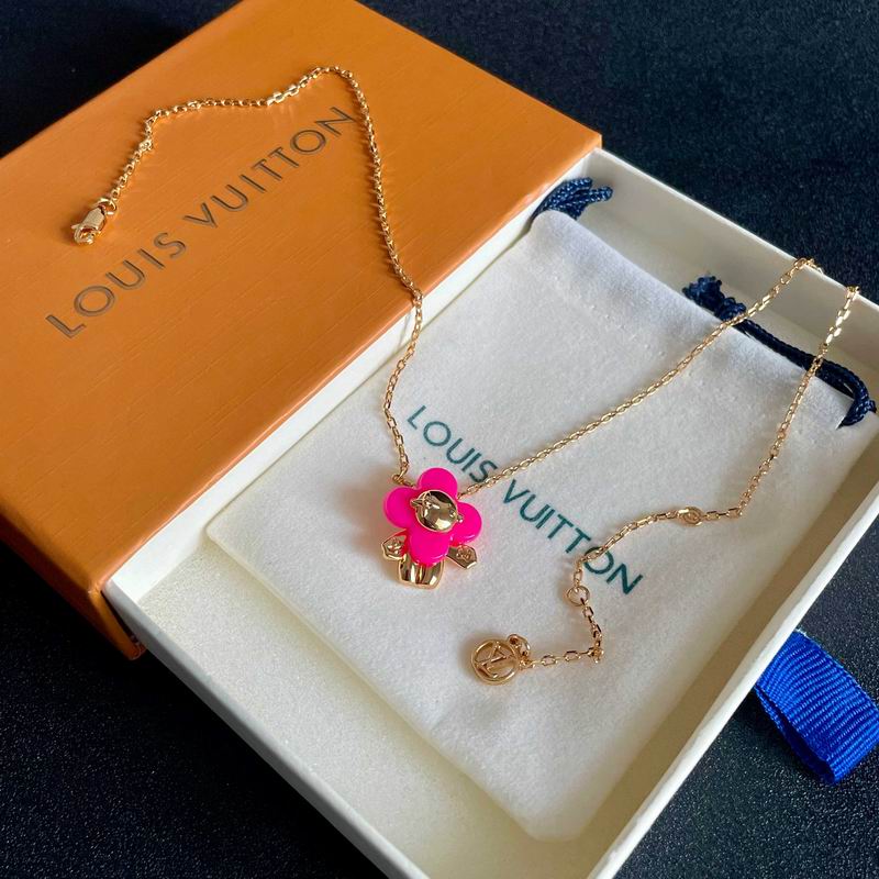 LV Suits 12yxx15 (5)