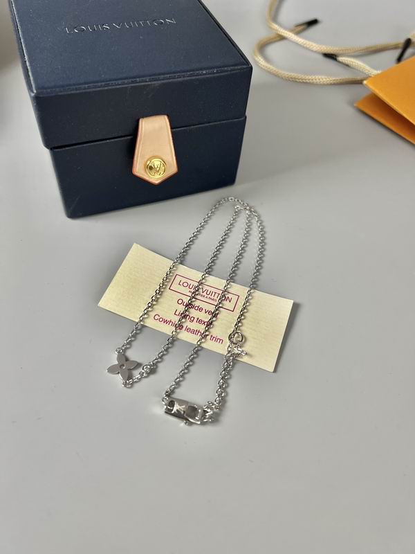 LV Suits 12yxx16 (6)