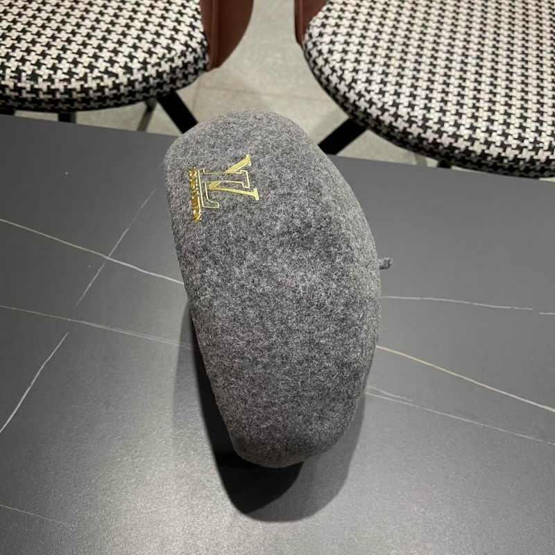 LV beret (13)