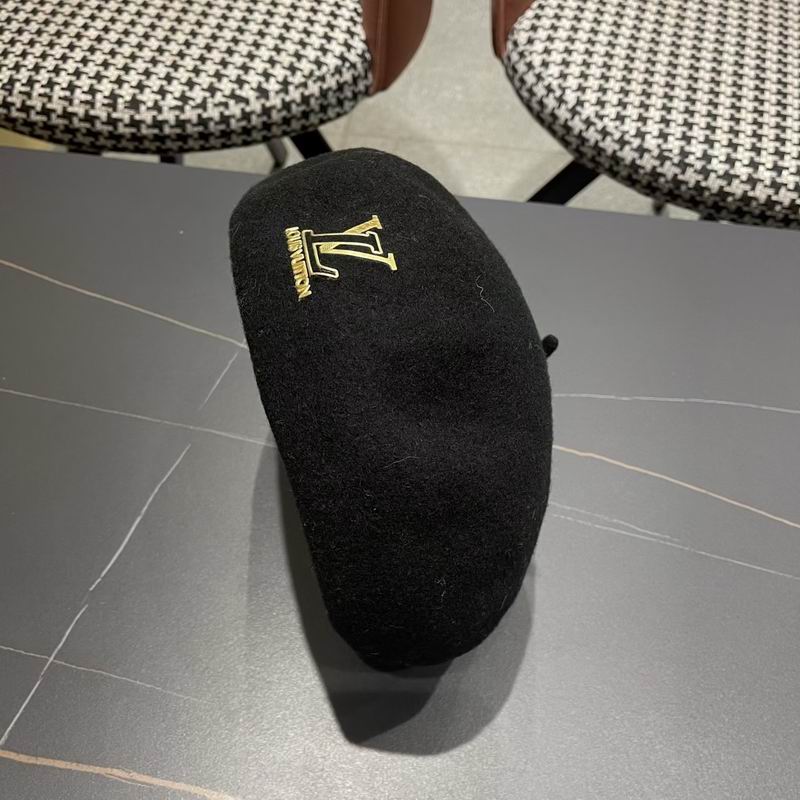 LV beret (2)