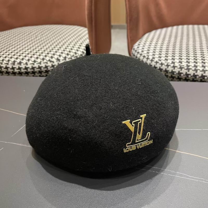 LV beret (7)