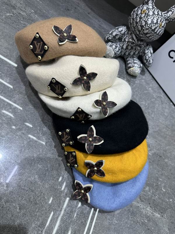 LV beret dx (94)