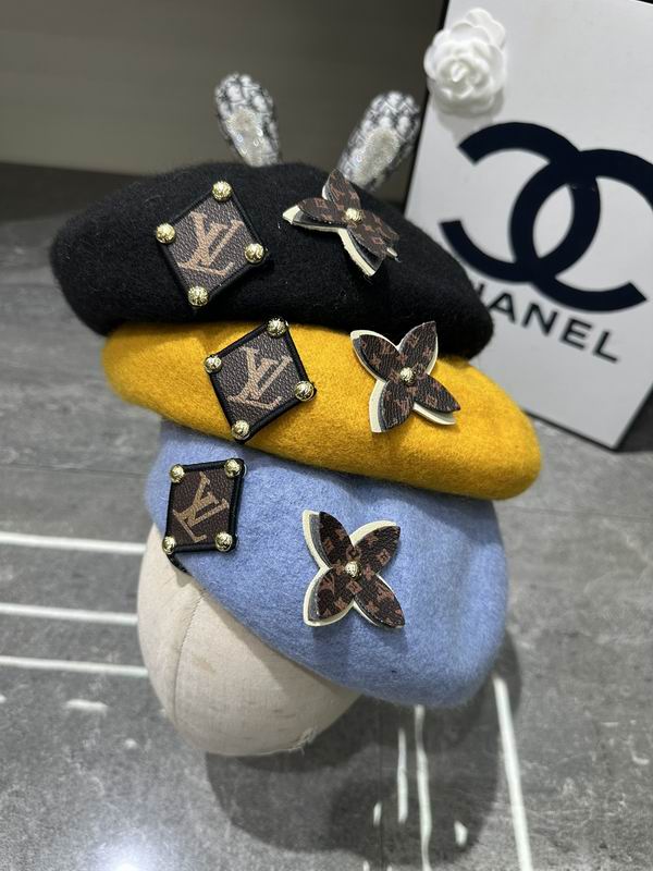 LV beret dx (96)