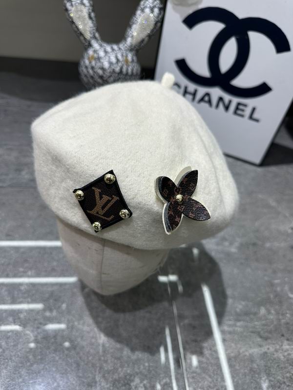 LV beret dx (99)