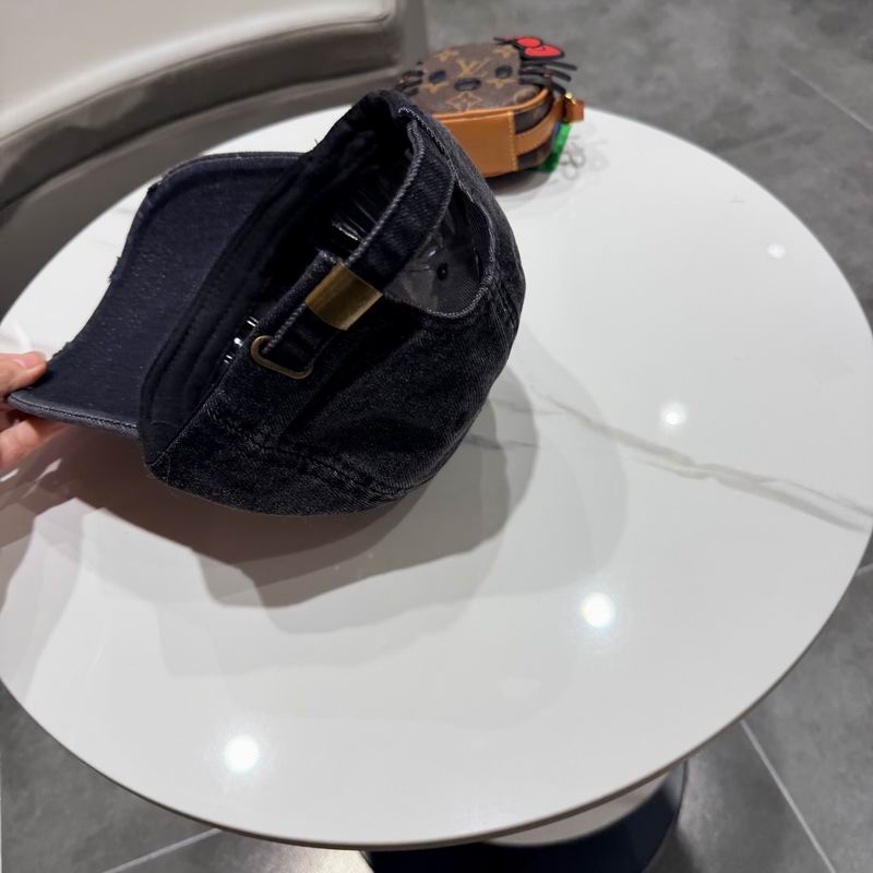 LV cap (752)