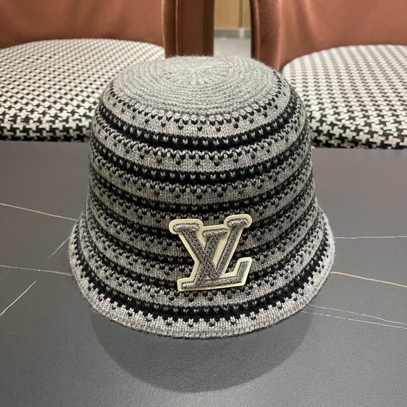 LV hat (1020)