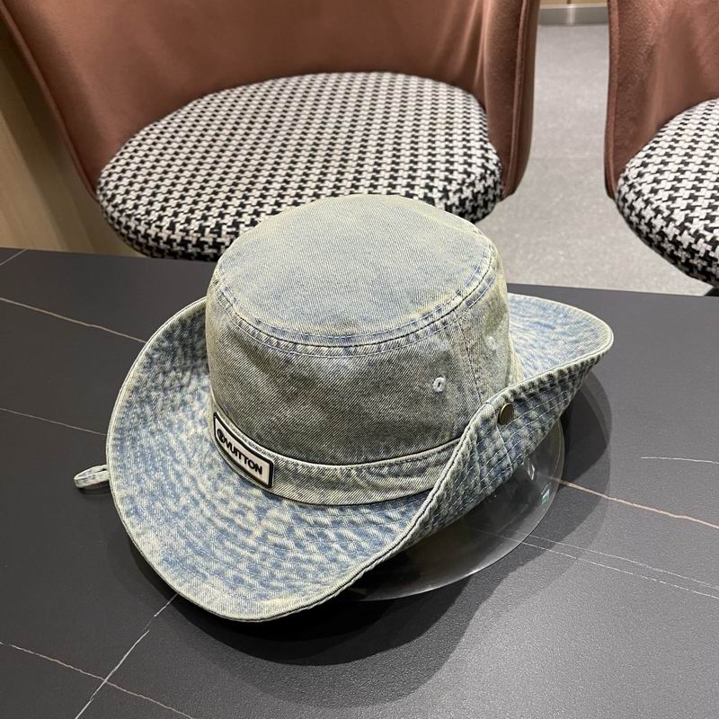 LV hat (108)