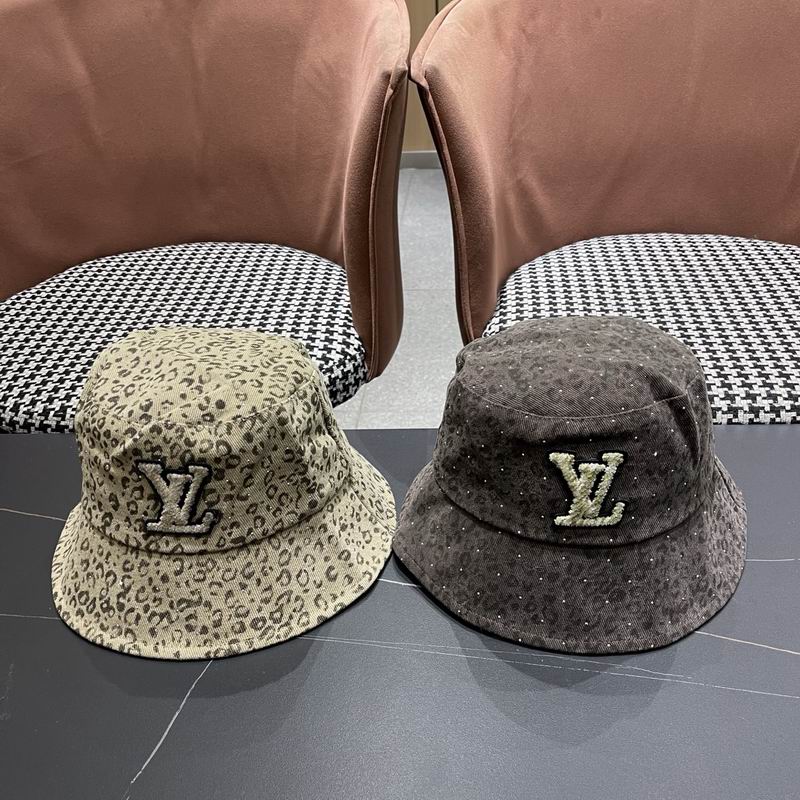 LV hat (1099)